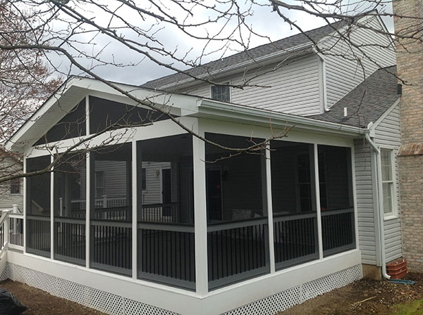 How to Enjoy a Screened Porch in Winter - Freedom Fence and Home